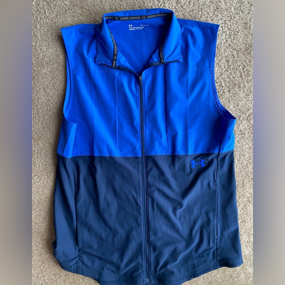 Under Armour fitted vest. Size XL - blue